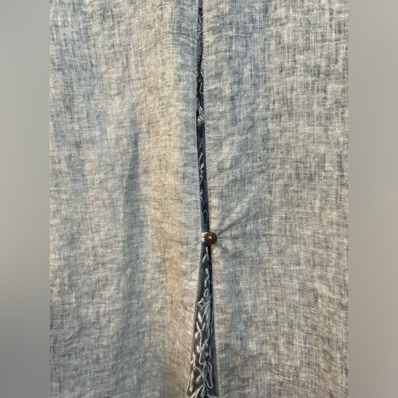 Chico's Button Down Blouse Linen Lace Inset Embroidered Blue Art To Wear Size S - Picture 7 of 12